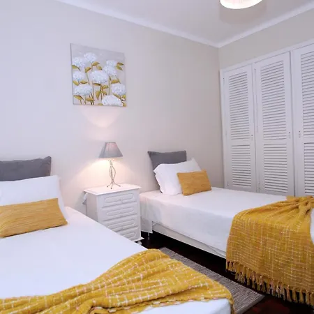 D. Joao Iii Apartman *